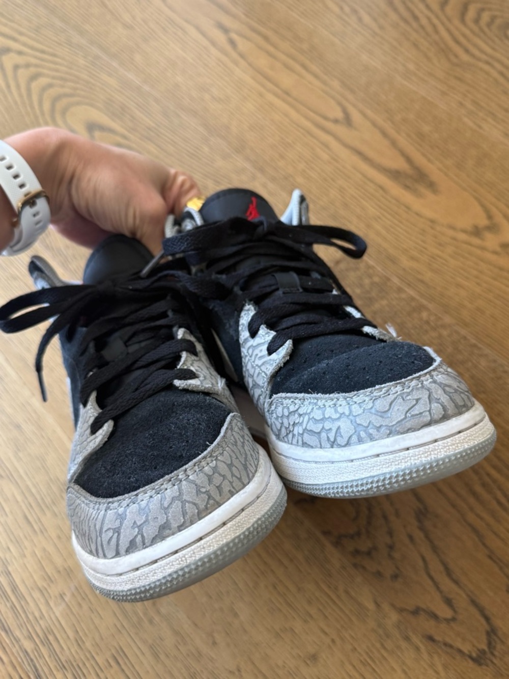 Air Jordan 1 Mid SE kids size 5 (unisex) - Picture 7 of 8
